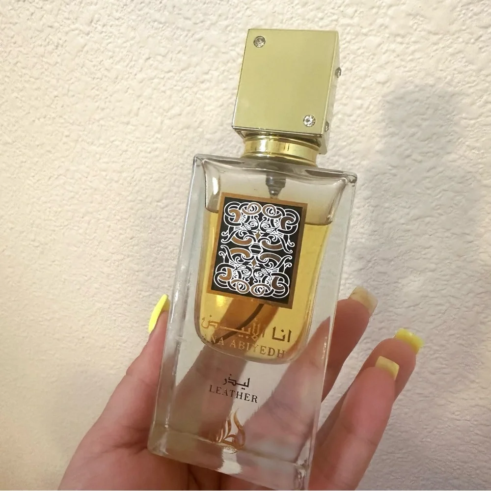 Lattafa Ana Abiyedh Leather Eau de Perfume - Picture 4 of 6